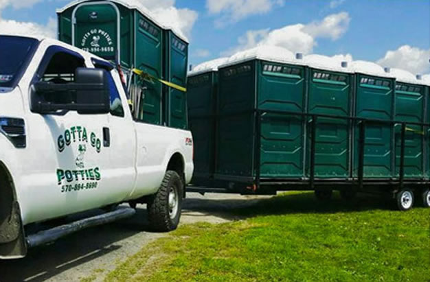 construction site portable rental toilet by Gotta Go Potties construction site portable rental toilet by Gotta Go Potties