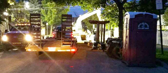 construction site toilet rentals a photo of a Gotta Go Potties portable toilet for construction sites